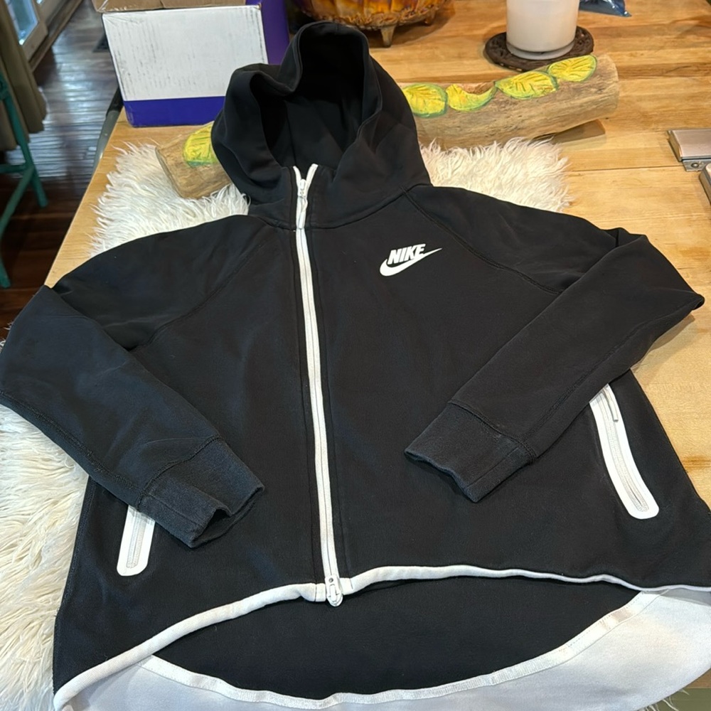 Nike tech jacket